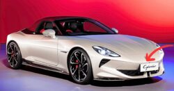 Tesla को टक्कर देने आई MG Cyberster EV Roadster – 503bhp Power, 725Nm Torque और 0-100kmph